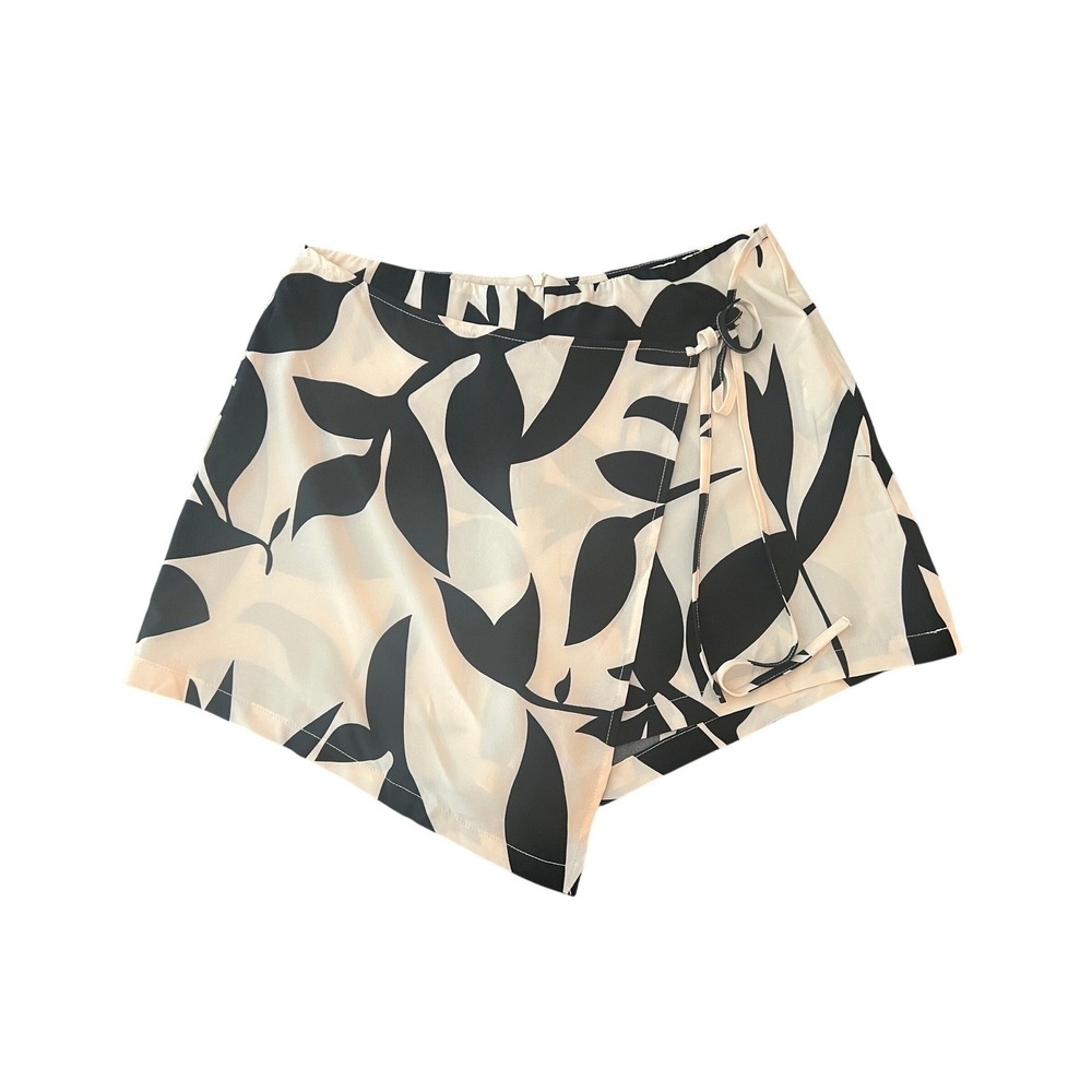 SHEIN Black Cream Leaf Print Wrap Front Skort Size Large L (1057)
